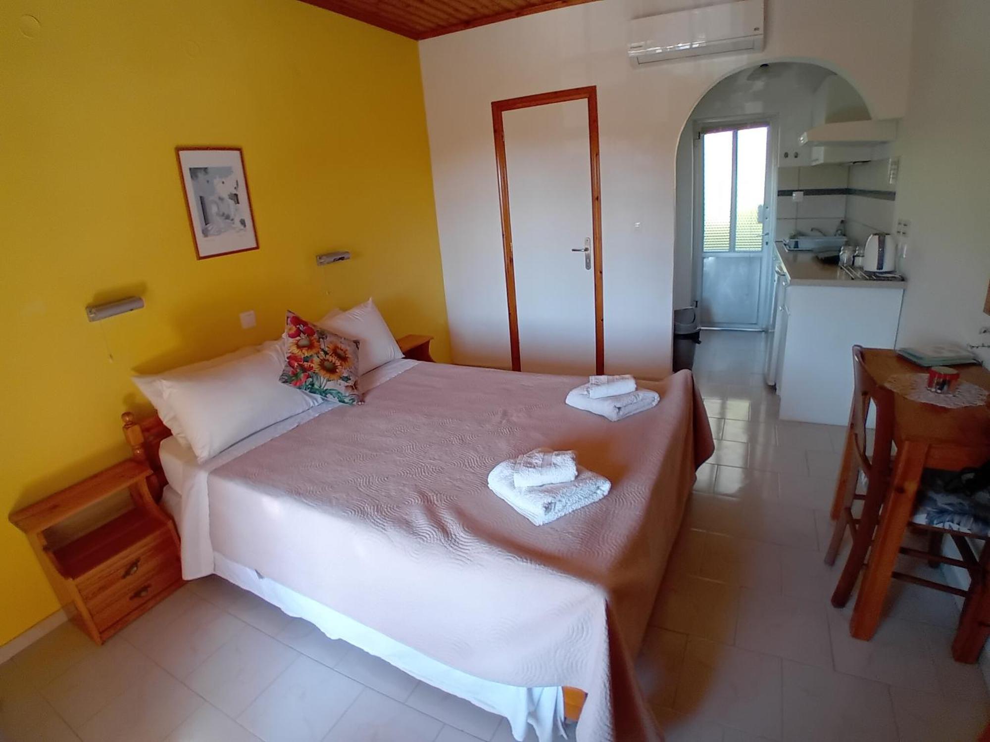 Spiti Melianou Apartman Ájosz Jeórjosz Págon Kültér fotó